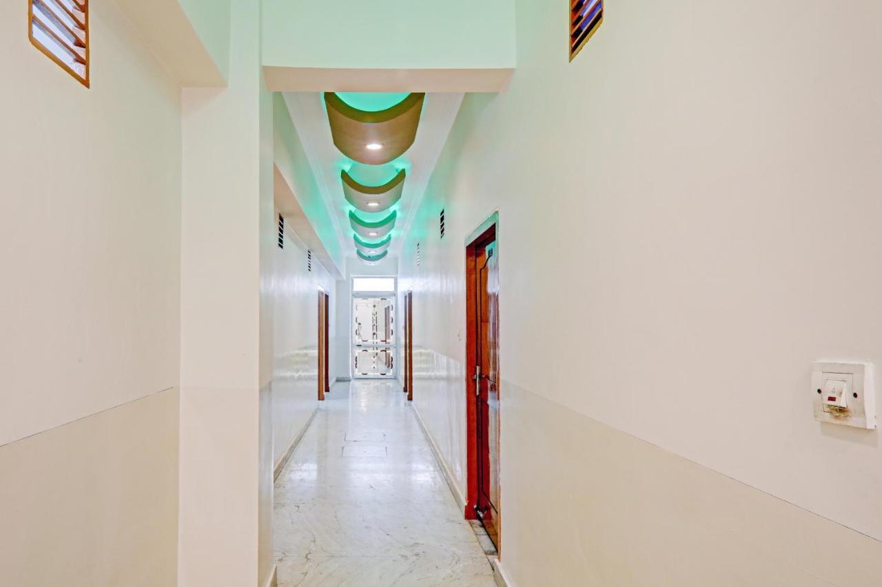 Oyo 27695 Hotel Relation Kanpur Luaran gambar