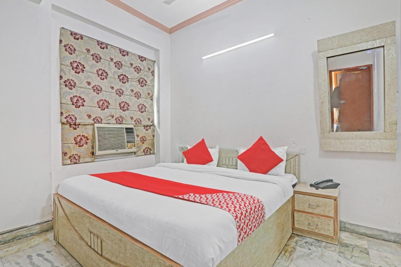 Oyo 27695 Hotel Relation Kanpur Luaran gambar