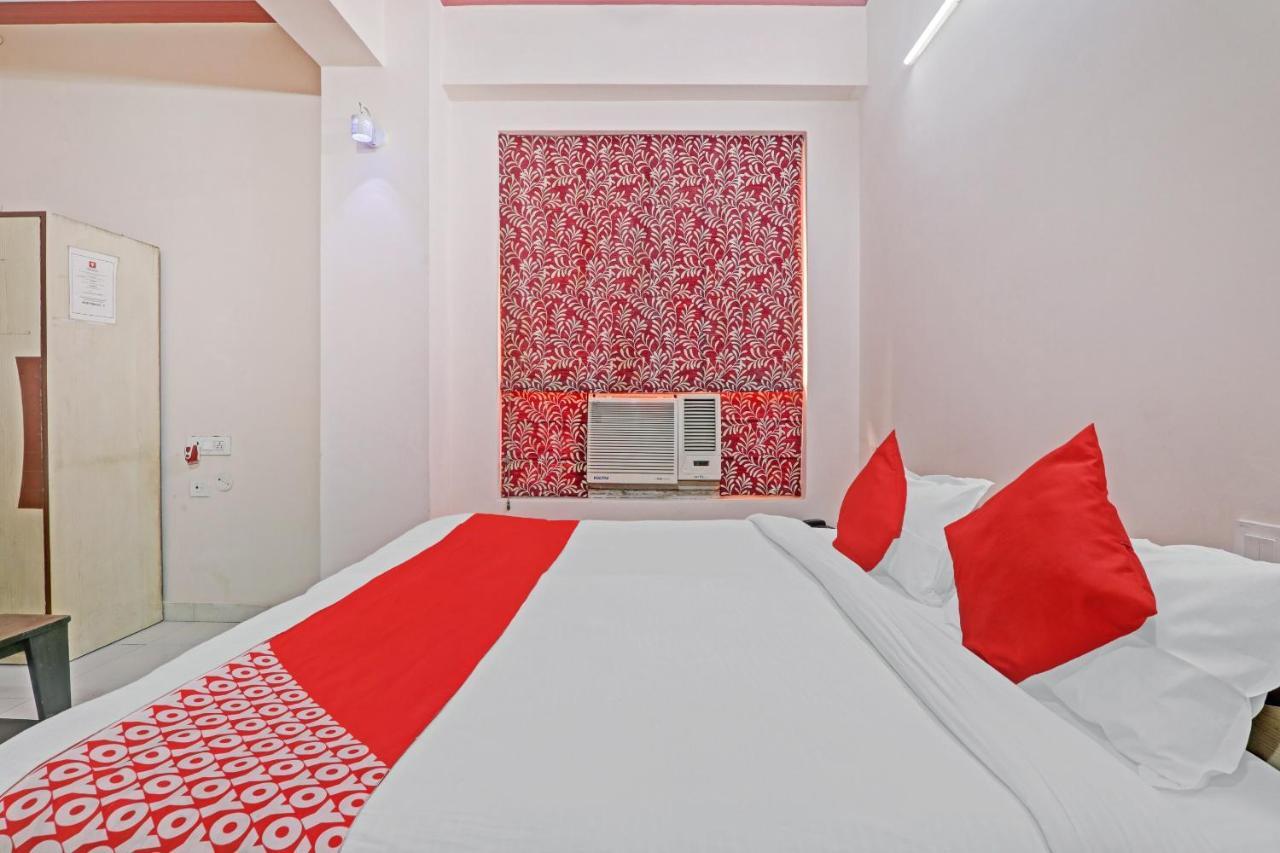 Oyo 27695 Hotel Relation Kanpur Luaran gambar