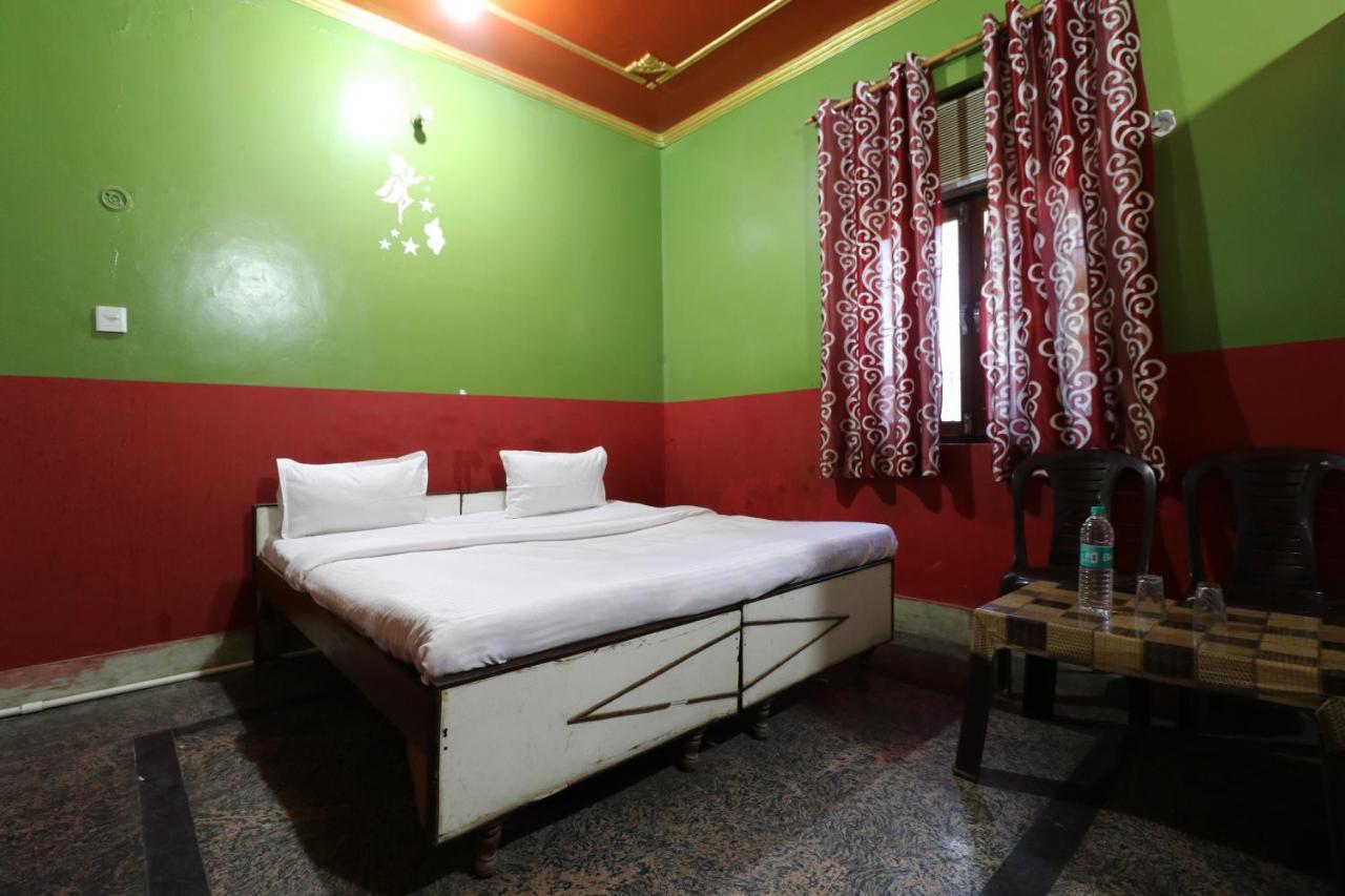 Oyo 27695 Hotel Relation Kanpur Luaran gambar
