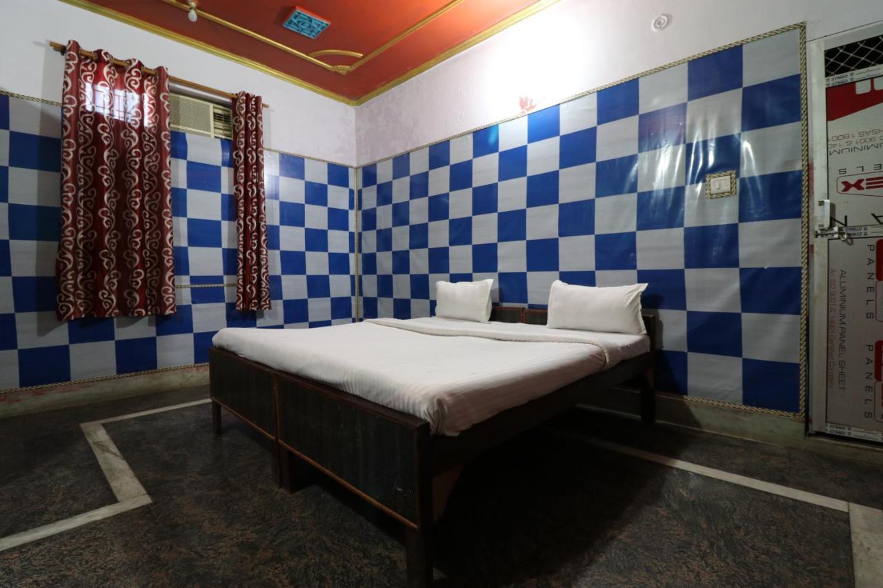 Oyo 27695 Hotel Relation Kanpur Luaran gambar