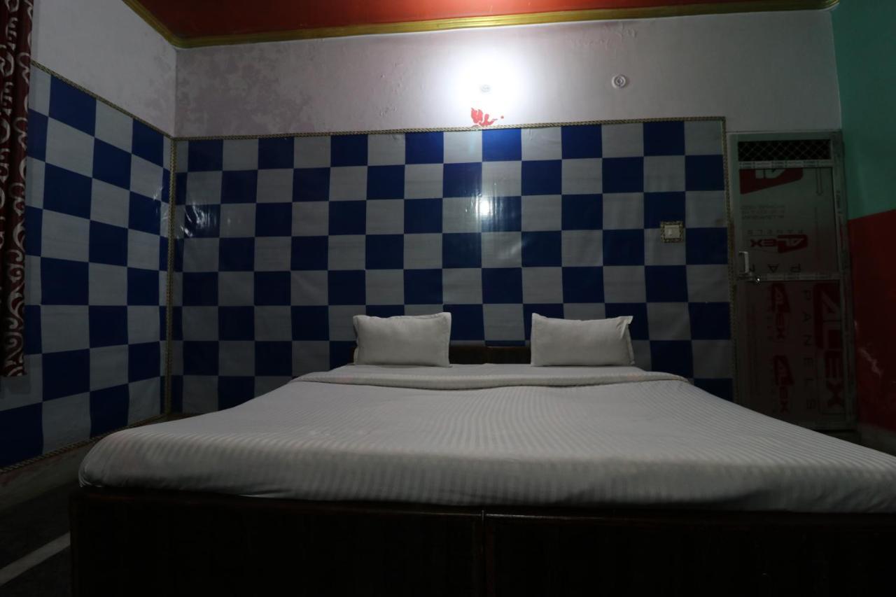 Oyo 27695 Hotel Relation Kanpur Luaran gambar