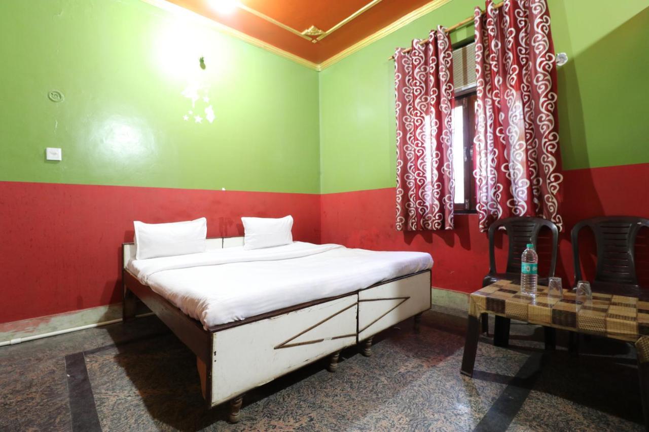 Oyo 27695 Hotel Relation Kanpur Luaran gambar