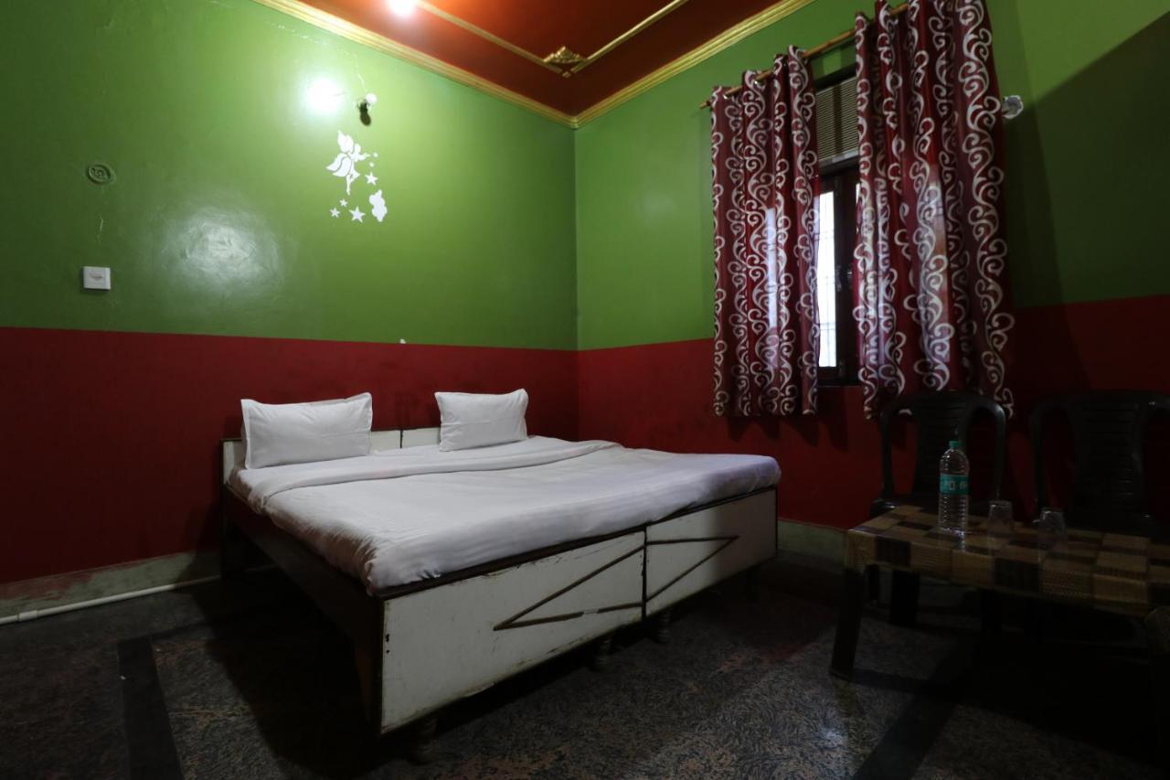 Oyo 27695 Hotel Relation Kanpur Luaran gambar