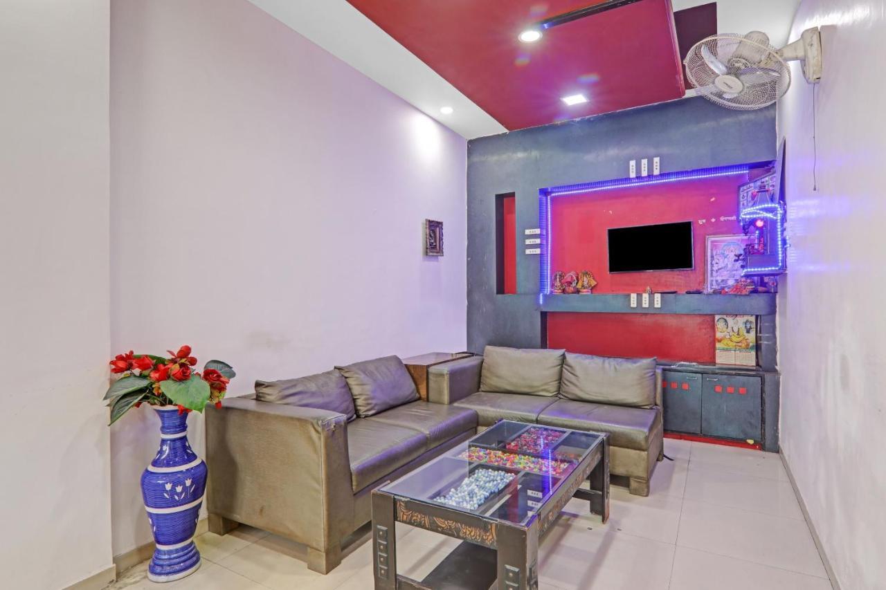 Oyo 27695 Hotel Relation Kanpur Luaran gambar