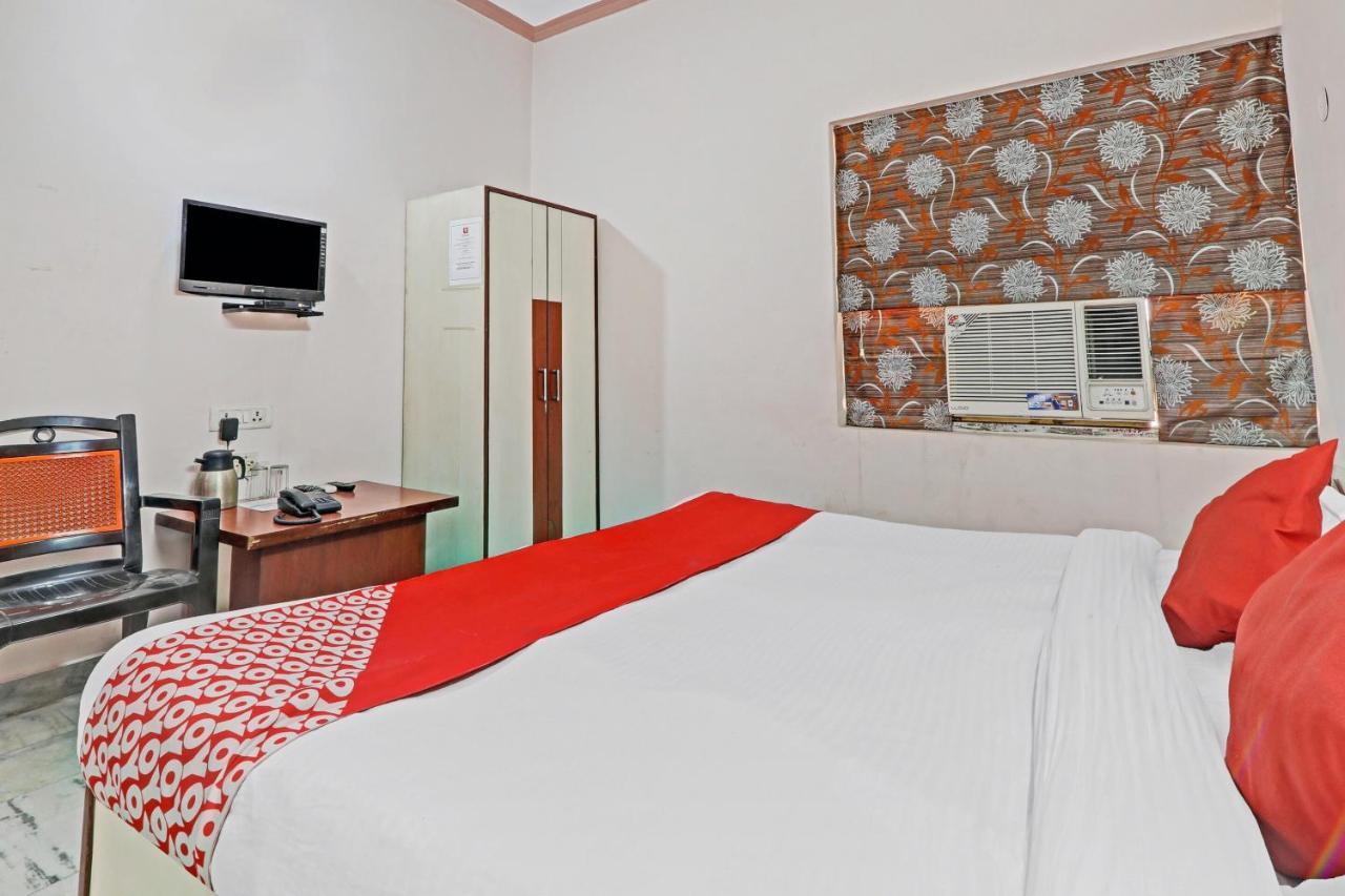 Oyo 27695 Hotel Relation Kanpur Luaran gambar
